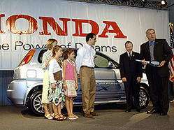 Honda Delivers FCX Fuel Cell Vehicle to World's First Individual Customer