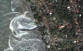 Tsunami Strikes Sri Lanka