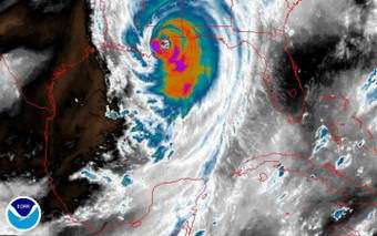 Hurricane Katrina: Scientists Fly Into Eye of the Storm