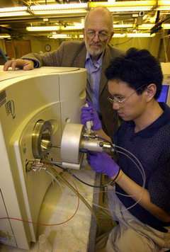 Purdue creates simpler alternative for mass spectrometers