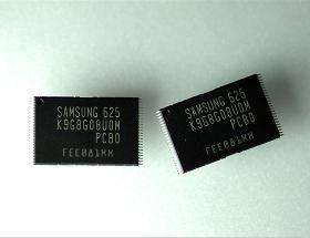 Samsung Produces 60-Nanometer 8-Gigabit NAND Flash Memory