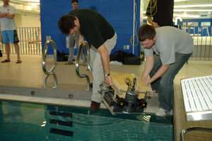 RIT students design deep-sea explorer to search for Lake Ontario shipwrecks