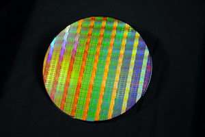 Intel Producing First Processor Prototypes With New, Tiny 45 Nanometer Transistors