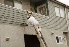 家居装修警告——梯子相关的伤害在美国越来越多