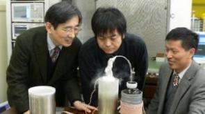 Prof. Itozaki, Dr Tachiki and Dr He