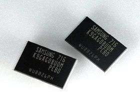 Samsung First to Mass Produce 16Gb NAND Flash Memory