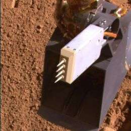 Spiky Probe on NASA Mars Lander Raises Vapor Quandary