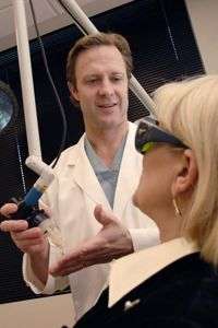 UT Southwestern plastic surgeons deploy new carbon dioxide-based fractional laser