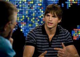 Ashton Kutcher wins Twitter battle with CNN (AP)