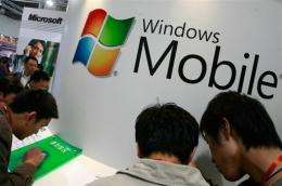 US software giant Microsoft is reportedly  in talks with Verizon Wireless to launch a touch-screen cellphone
