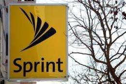 Sprint Nextel posts wider 2Q loss, shares skid (AP)