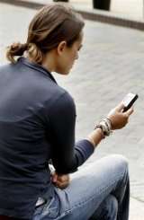 Bias affects cell phone cancer risk findings