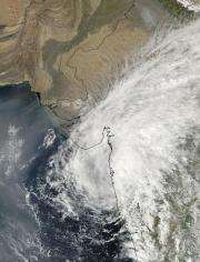 Cyclone Phyan raining on Tibet after breaking a record in India