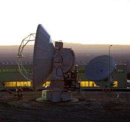 First two ALMA antennas successfully linked