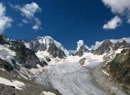 Glacial melting may release pollutants in the environment