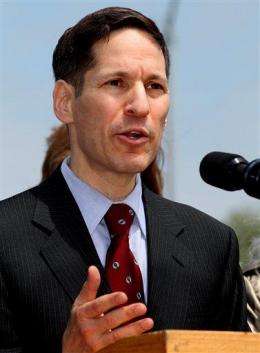 New CDC chief to target smoking; led charge in NYC (AP)