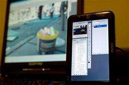 Review: Mini monitor can be a useful desktop annex (AP)