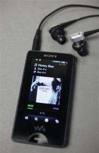 Review: New Sony Walkman misses multimedia mark (AP)