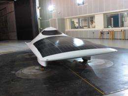 Sleek new MIT solar car heads to the races