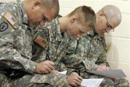 Soldiers get mass swine flu shots before holidays (AP)