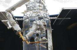 Spacewalk No. 2: Astronauts to do more Hubble work (AP)