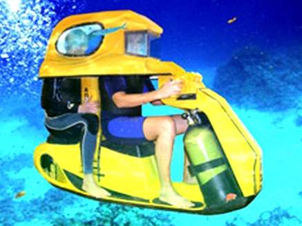  Aqua Star USA creates a two man underwater scooter 