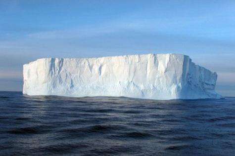 Antarctic icebergs play a previously unknown role in global carbon cycle, climate
