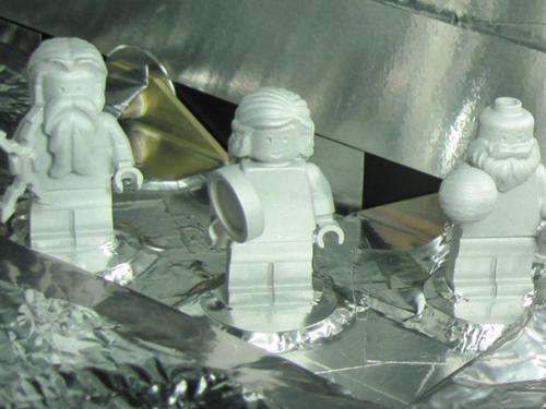 Juno spacecraft to carry three figurines to Jupiter orbit