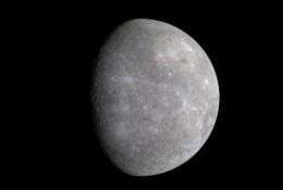 MESSENGER spacecraft to swing into orbit around Mercury