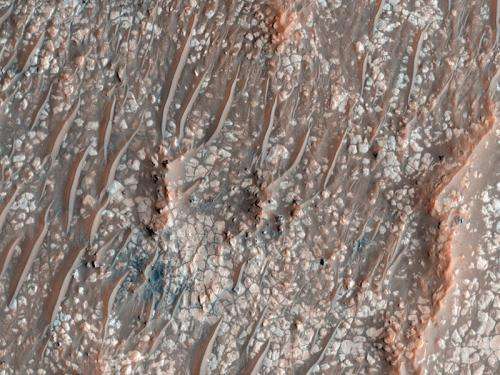Swirls, gullies and bedrock create two jaw-Dropping etherial mars landscapes