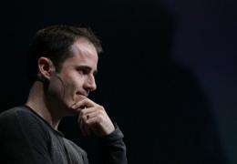 Twitter co-founder Evan Williams has said he felt the  microblogging site is "on solid ground and in capable hands"