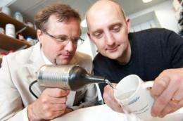 Revolutionary ultrasonic nozzle that will change the way water cleans