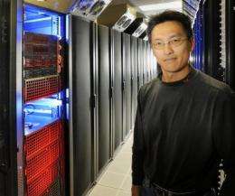 Virginia Tech's Wu Feng unveils HokieSpeed, a new powerful supercomputer for the masses