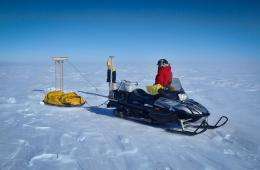 Antarctic expedition checks CryoSat down-under