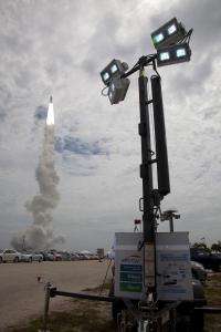 Fuel cell mobile lighting system featured at Space Shuttle Atlantis launch