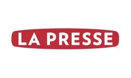 Montreal's La Presse is planning to offer anyone who buys a three-year subscription a free iPad or other digital reader