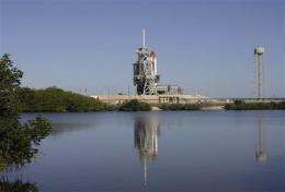 NASA says no shuttle launch until early next week (AP)