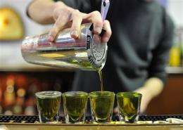 Need help avoiding hangover? Less booze, more H2O (AP)