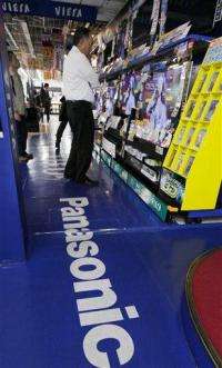 Panasonic posts loss, forecasts full year red ink (AP)