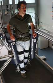 Robot legs helping stroke patients 