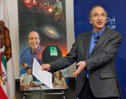 Saul Perlmutter receives Nobel Prize in physics