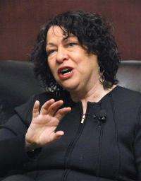 Sotomayor tells how she deals with diabetes (AP)