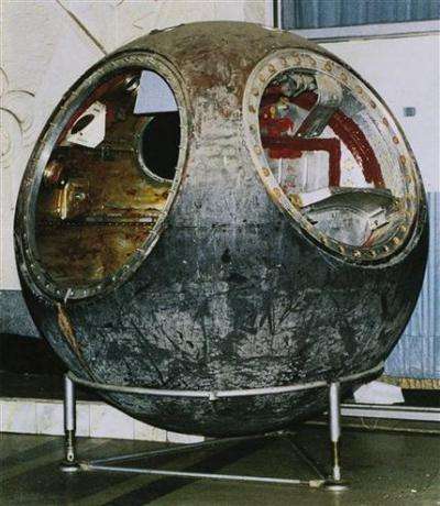 Soviet space capsule sold for $2.9M at NYC auction (AP)