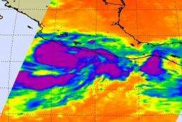 Thunderstorms in Beatriz show strengthening toward hurricane status
