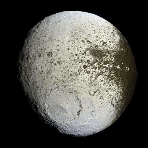 What’s up with Iapetus?