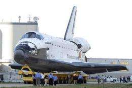 White House: First family to attend shuttle launch (AP)