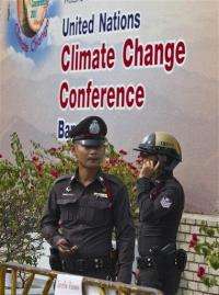 World stumbles toward climate summit (AP)