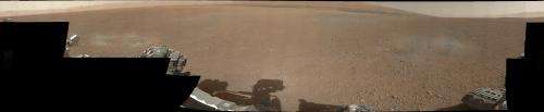 Mars rover sends back 1st 360-degree color view