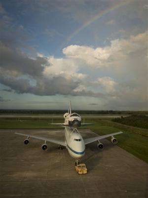 Space shuttle Endeavour stuck at home in Florida
