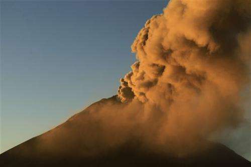 110 families evacuated in Ecuador eruption